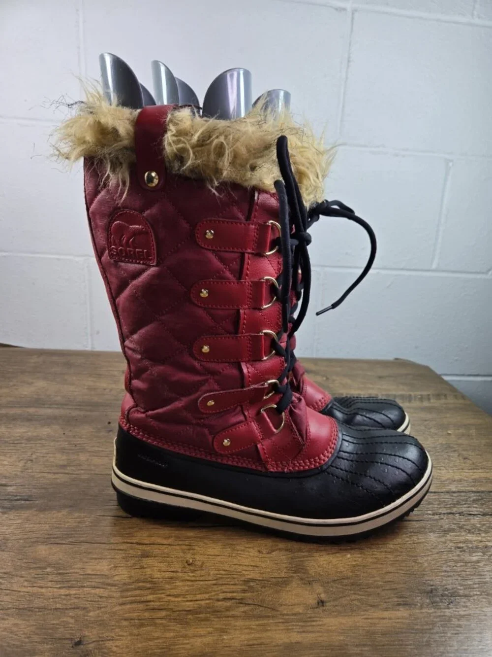 Sorel Joan of Arctic Red Quilted Faux Fur Waterproof Insulated Winter Snow Boots